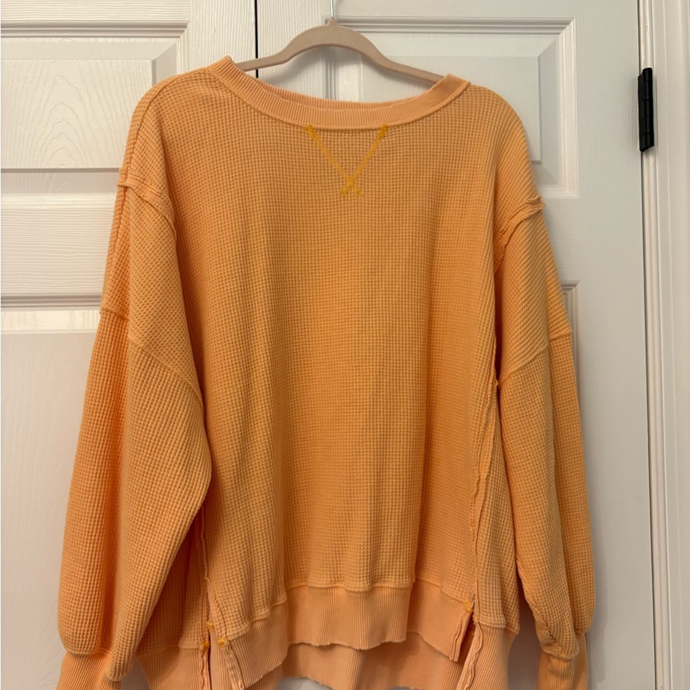 American Eagle Outfitters Peach Waffle Sweater Loose fit